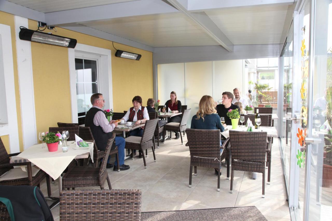 Hotel & Fruehstueckspension Raabtal Feldbach  Extérieur photo