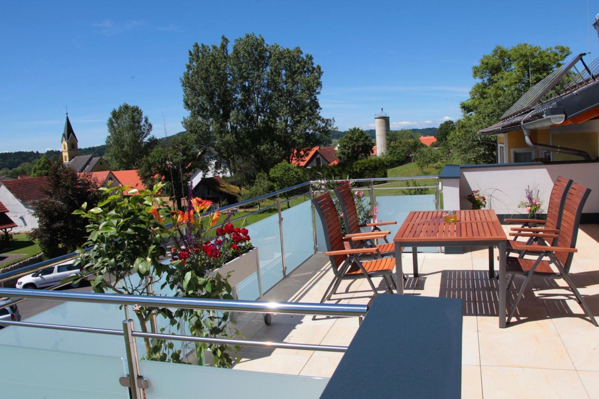 Hotel & Fruehstueckspension Raabtal Feldbach  Extérieur photo